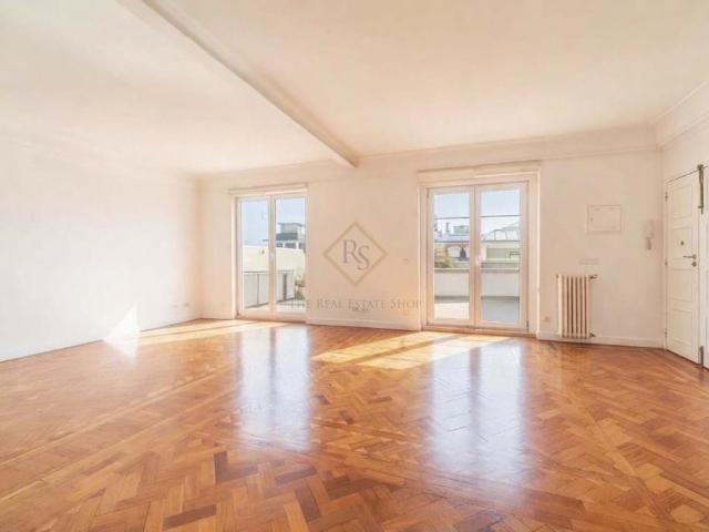 à venda Apartamento de luxo de 130 m2, Santo António, Lisboa
