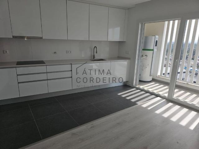 à venda Apartamento de luxo de 131 m2, Vale de Milhacos, Seixal, Setúbal