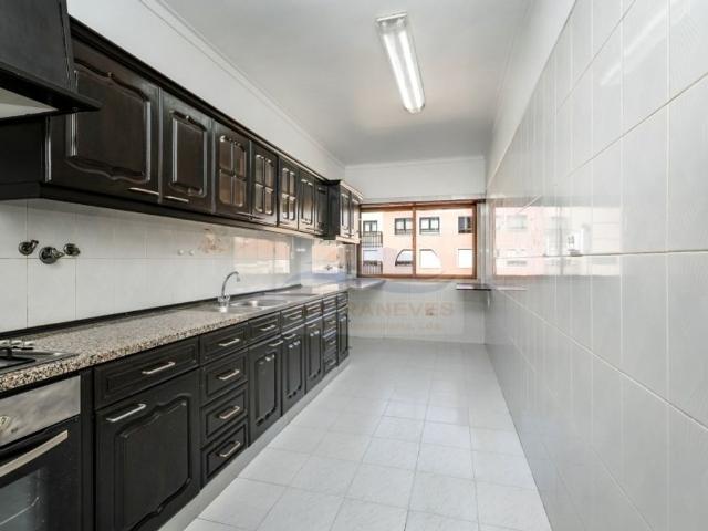 à venda Apartamento de luxo de 133 m2, Centro Massama, Sintra, Lisboa