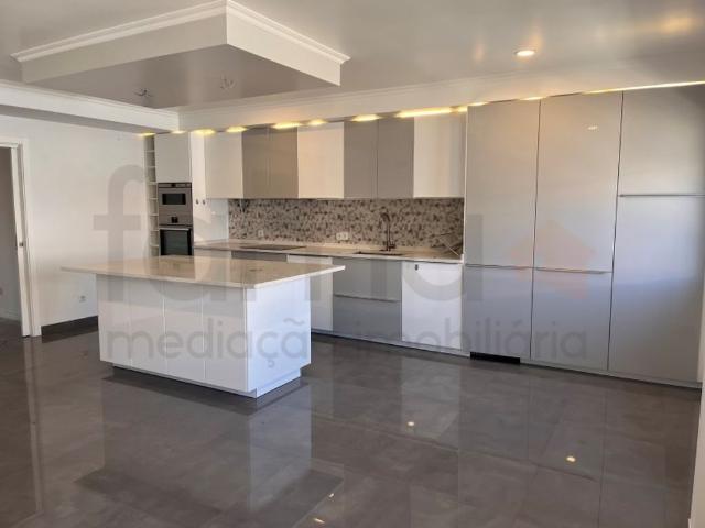 à venda Apartamento de luxo de 144 m2, Amadora, Lisboa