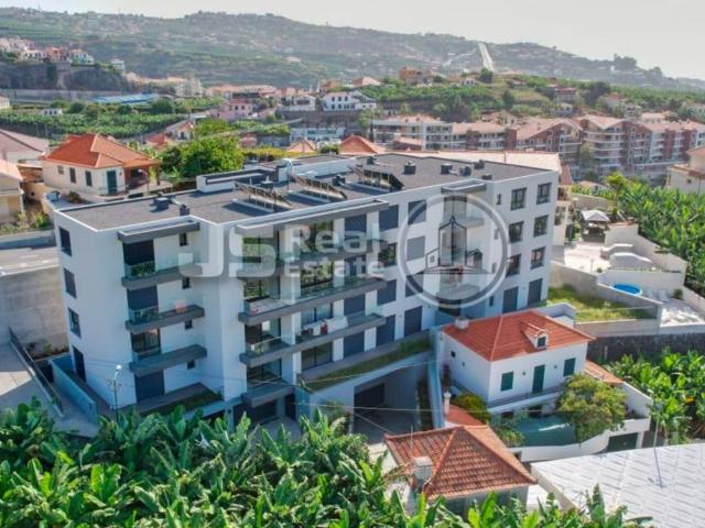 à venda Luxuoso apartamento, Câmara de Lobos, Madeira