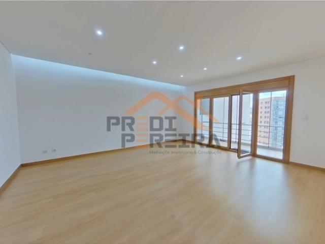 à venda Apartamento de luxo de 140 m2, Colinas do Cruzeiro, Odivelas, Lisboa