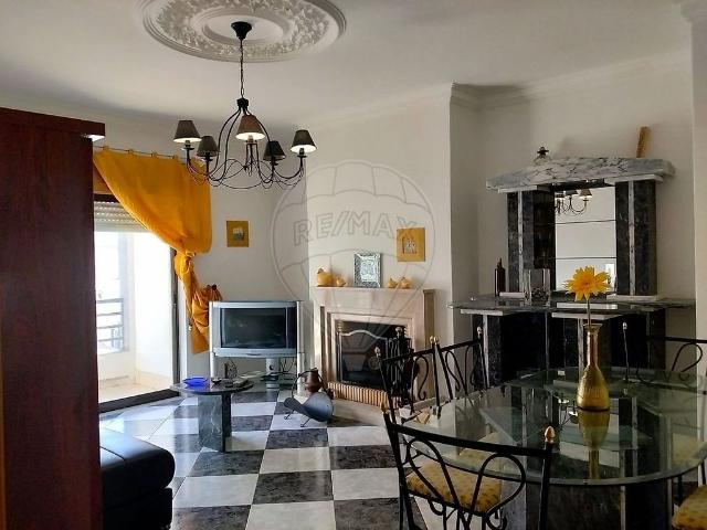 à venda Apartamento de luxo de 141 m2, Faro Sé e São Pedro, Faro