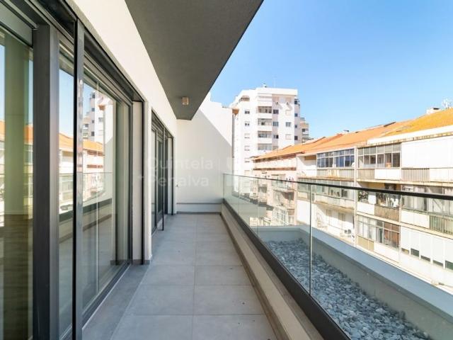 à venda Apartamento de luxo de 158 m2, Cacilhas, Almada, Setúbal