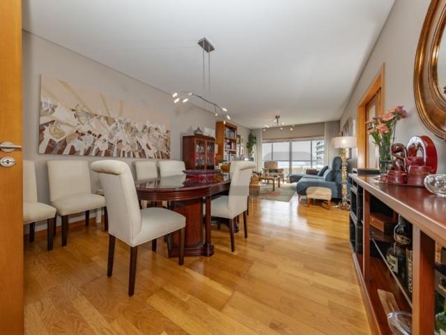 à venda Apartamento de luxo de 153 m2, Ponta Delgada, Portugal