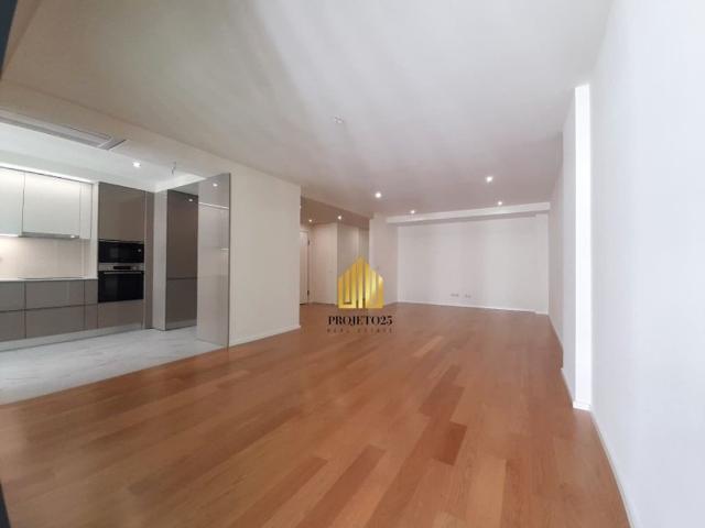 à venda Apartamento de luxo de 170 m2, Camara Municipal da Maia, Maia, Porto