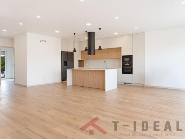 à venda Apartamento de alto padrão de 187 m2, Lourinhã, Portugal