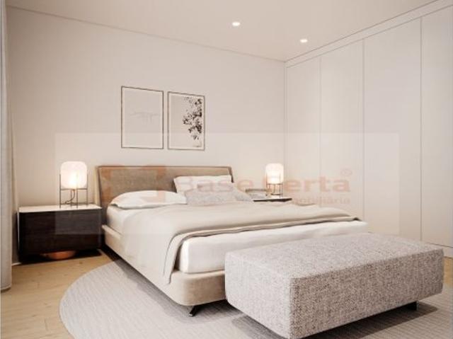à venda Apartamento de alto padrão de 198 m2, Calcada de Carriche, Lisboa
