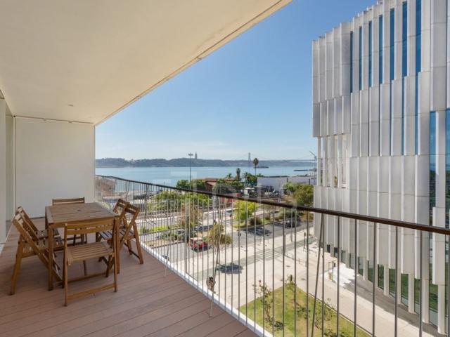 à venda Luxuoso apartamento de 218 m2, Santos Sao Paulo, Lisboa