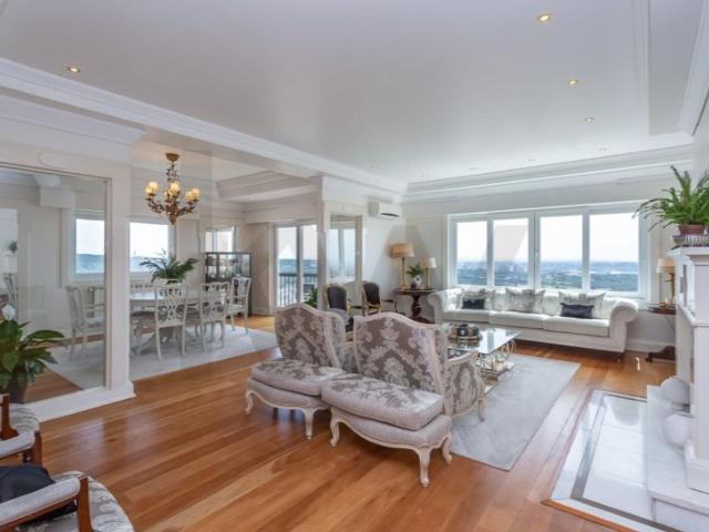 à venda Apartamento de alto padrão de 523 m2, Amadora, Portugal