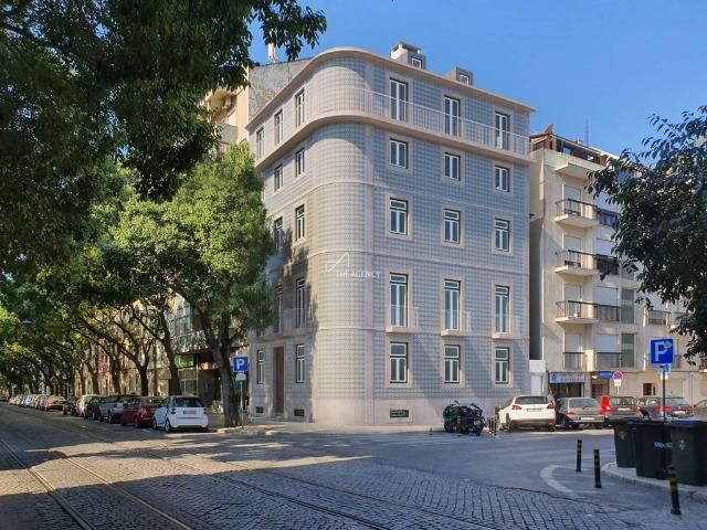 à venda Apartamento de alto padrão de 69 m2, Campo de Ourique, Lisboa