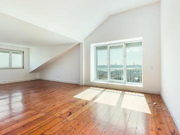 Apartamento à venda em Rua Professor Branco Rodrigues