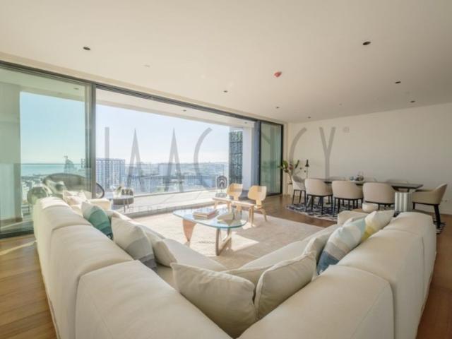 à venda Apartamento de alto padrão de 327 m2, Parque das Nacoes, Lisboa