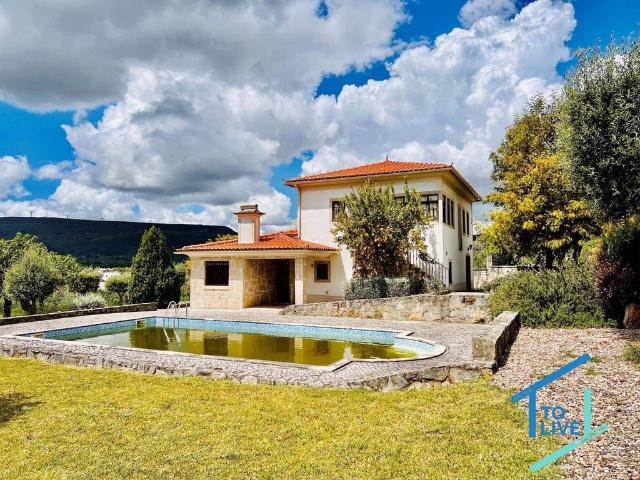 à venda Casa de 140 m2, Alvaiázere, Portugal