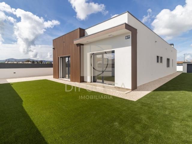 à venda Casa de 170 m2, Azeitao, Setúbal