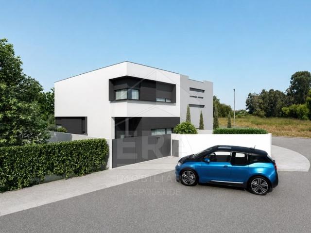 à venda Casa de 180 m2, Castelo da Maia Gemunde, Maia, Porto