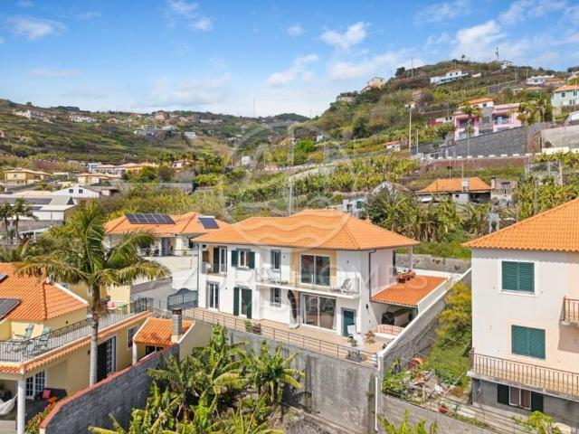 à venda Casa de 244 m2, Ribeira Brava, Madeira