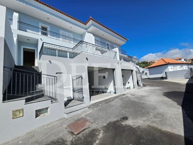 à venda Casa de 241 m2, Fazenda, Santa Cruz, Madeira