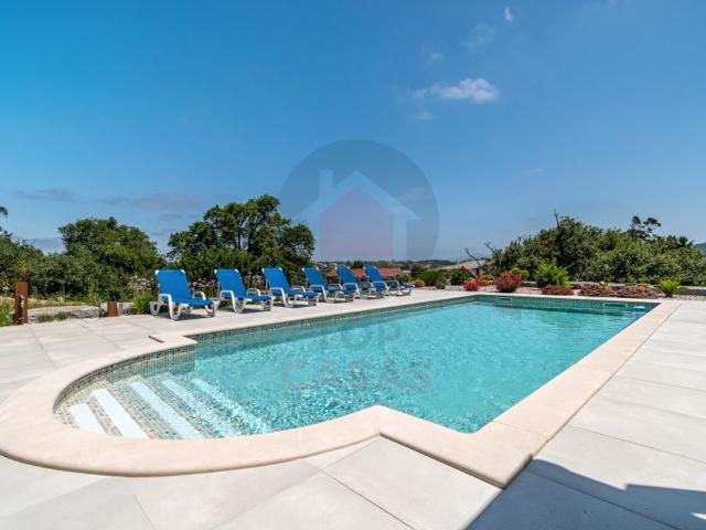 à venda Casa de 253 m2, Caldas da Rainha, Portugal