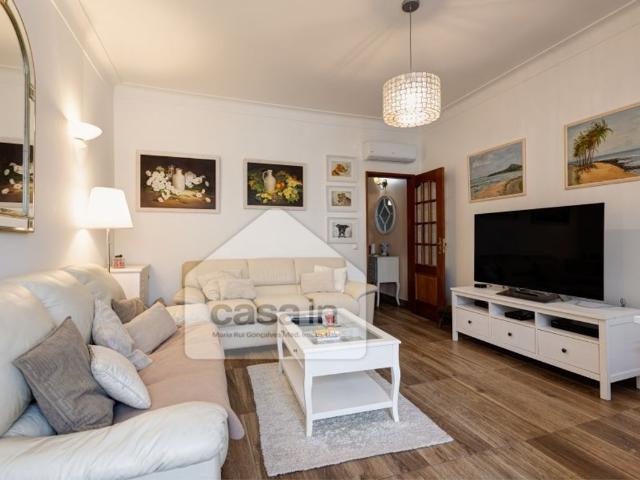 à venda Casa de 300 m2, Lisboa, Portugal