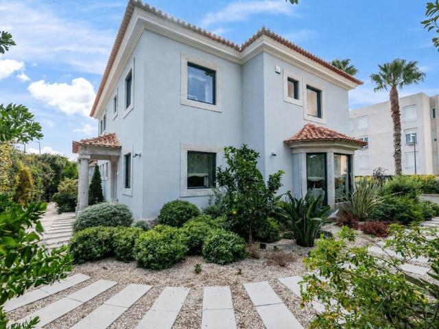 à venda Casa de 640 m2, Lisboa