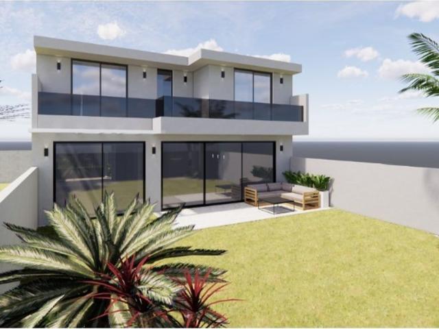 à venda Casa de alto padrão de 200 m2, Azeitao, Setúbal