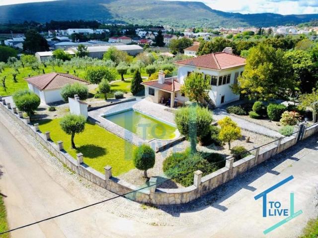 à venda Casa de alto padrão de 140 m2, Alvaiázere, Portugal