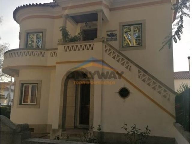 à venda Casa de alto padrão de 156 m2, Évora, Portugal