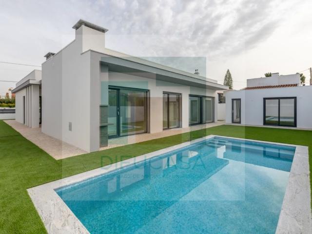 à venda Casa de alto padrão de 211 m2, Setúbal, Portugal