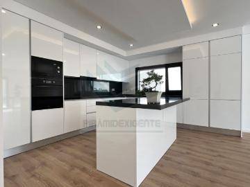 à venda Casa Exclusiva de 240 m2, Setúbal