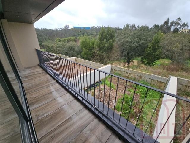 à venda Casa de alto padrão de 336 m2, Sao Pedro da Cova, Gondomar, Porto