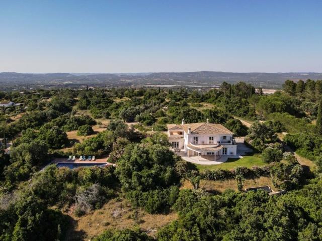 à venda Casa de alto padrão de 368 m2, Silves, Faro