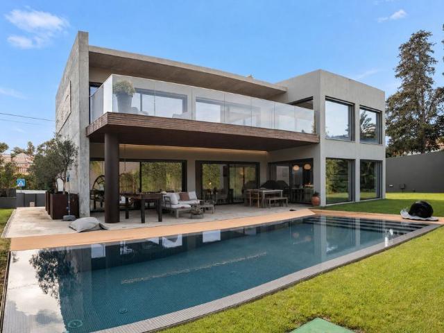 à venda Casa de alto padrão de 498 m2, Cascais, Lisboa