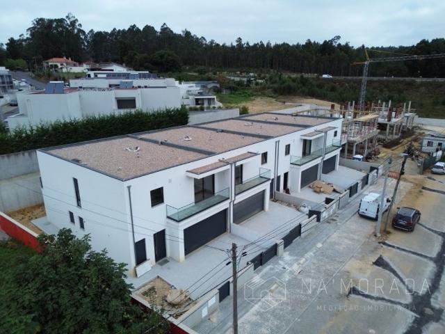 à venda Casa de alto padrão, Espargo, Santa Maria da Feira, Aveiro