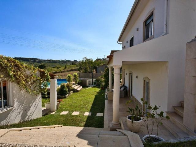 à venda Casa de 254 m2, A dos Negros, Leiria