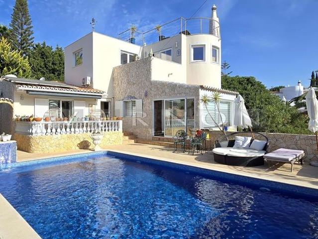à venda Casa de 200 m2, Lagoa e Carvoeiro, Lagoa, Faro