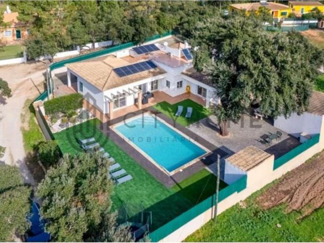 à venda Casa de 247 m2, Silves, Faro