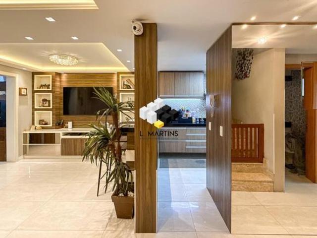 A venda Casa em Condomínio em Canoas