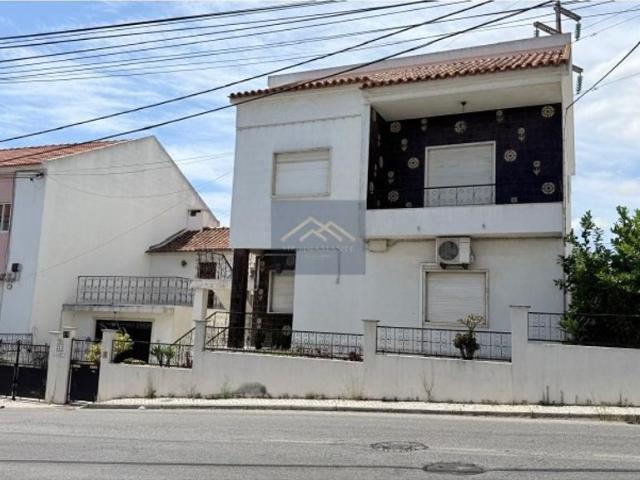 à venda Casa de alto padrão, Estacal Novo Santa Iria de Azoia, Loures, Lisboa