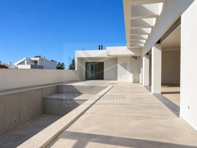 à venda Casa Exclusiva, Oleiros, Setúbal