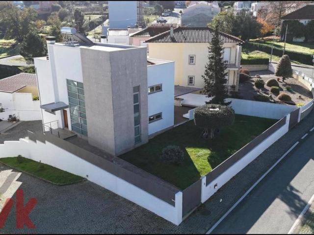 à venda Casa Exclusiva, Oliveira do Hospital, Coimbra