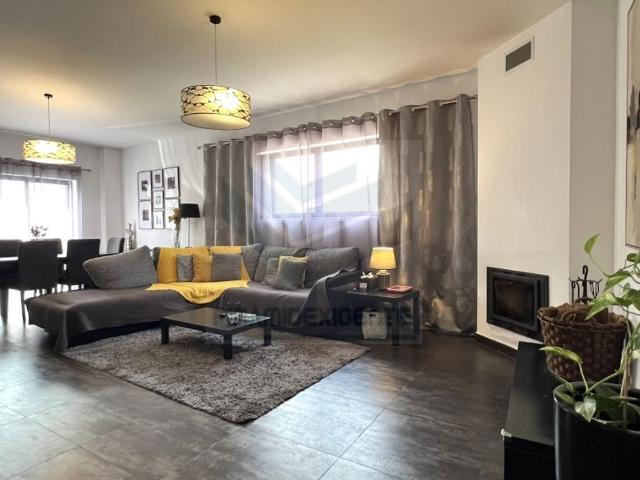 à venda Casa Exclusiva, Alhos Vedros, Moita, Setúbal