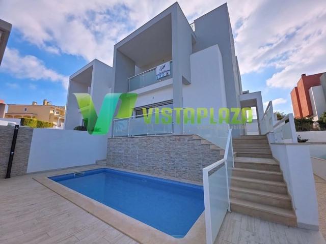 à venda Casa Exclusiva de 355 m2, Bela Vista, Lagoa, Faro