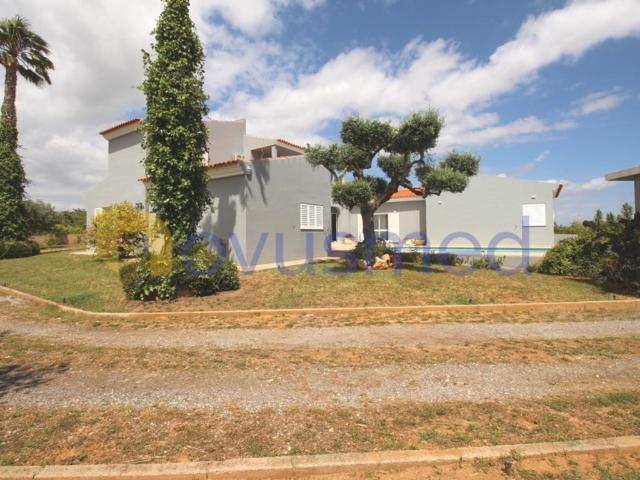 à venda Casa de alto padrão de 417 m2, Cortelhas, Albufeira, Faro