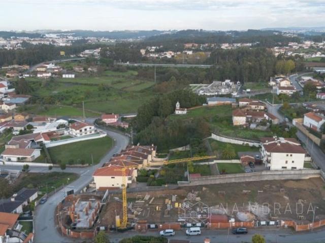 à venda Casa Exclusiva de 182 m2, Santa Maria da Feira, Portugal