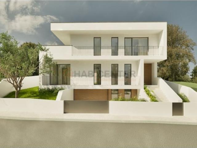 à venda Casa Exclusiva de 245 m2, Caldas da Rainha, Portugal