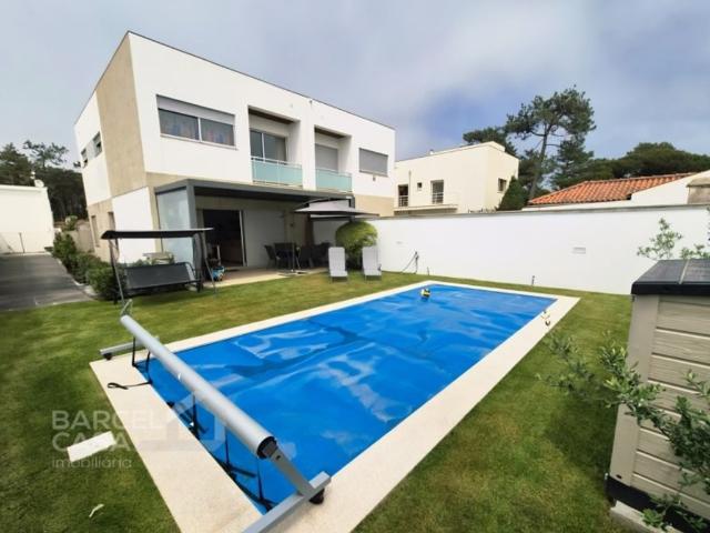 à venda Casa Exclusiva de 266 m2, Esposende, Braga