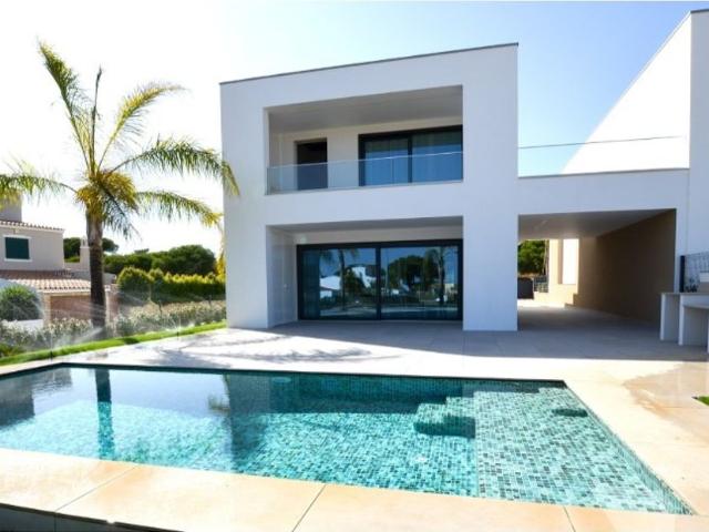à venda Casa Exclusiva de 200 m2, Loulé, Faro