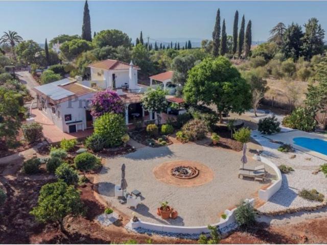 à venda Casa Exclusiva de 210 m2, Silves, Portugal