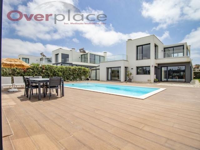 à venda Casa Exclusiva de 227 m2, Peniche, Portugal